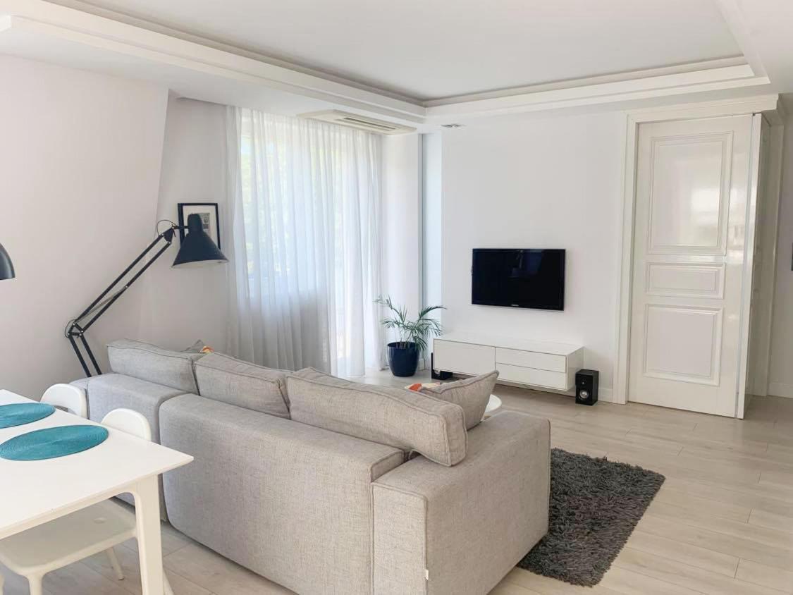 Costa Apartments 소포트 외부 사진